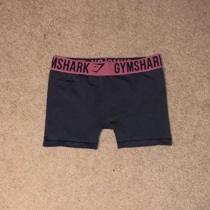 Gym shark spandex